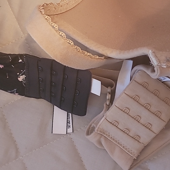 34DDD bras - Picture 8 of 11